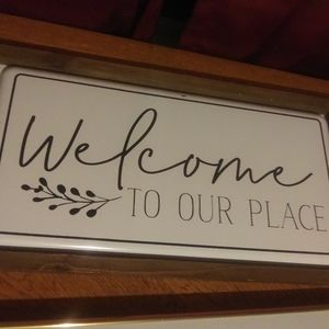 Hobby Lobby tin welcome sign